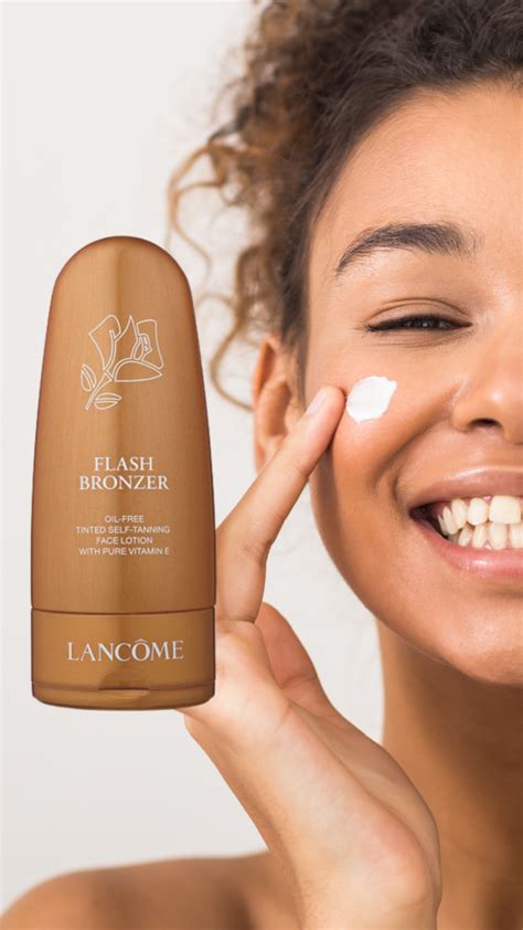 apply lancome flash bronzer.